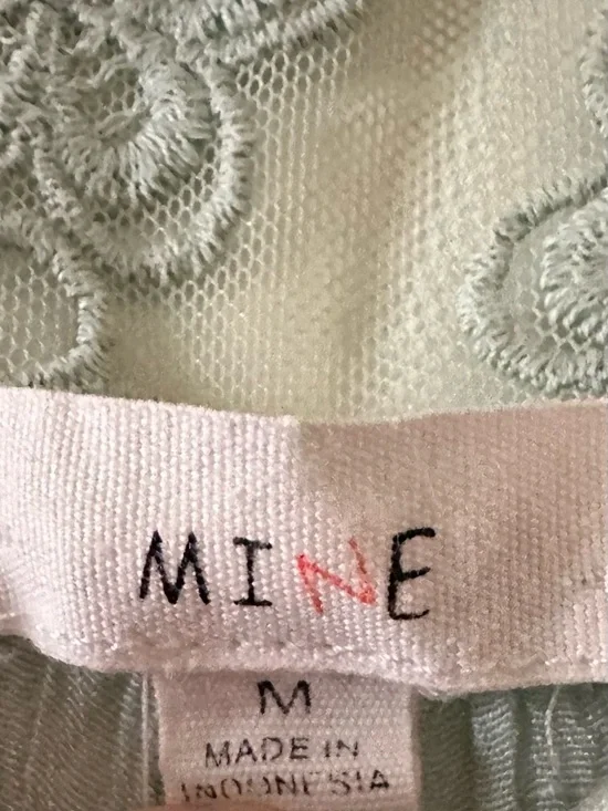 mine Long Sleeve Blouse Women’s size Medium Mint Green Lace-Trim - Picture 5 of 14